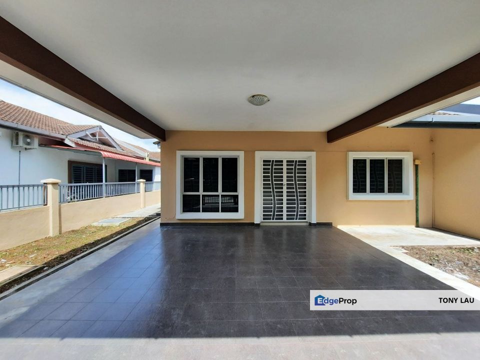 Freehold Single-Storey Semi-D Cluster, Taman Riveria, Batu 7 Sijangkang, Selangor, Telok Panglima Garang