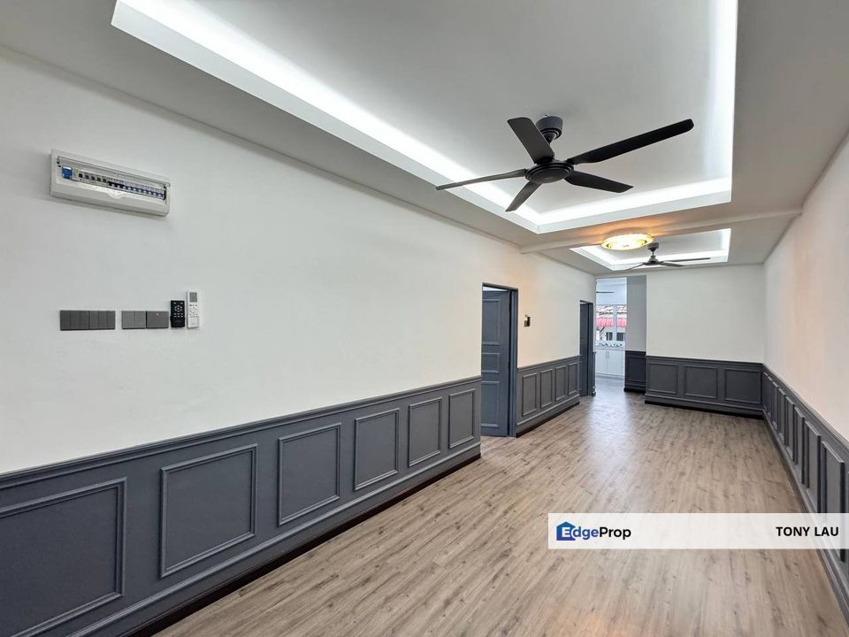 Fully Renovated Single-Storey Terrace Home at Taman Kemboja, Selangor, Rawang