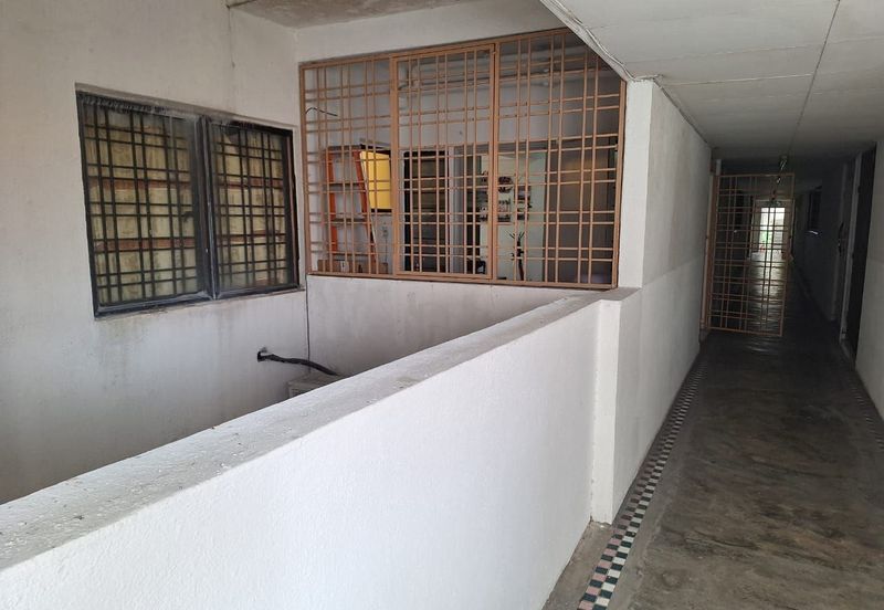 Vista Millennium Condominiums