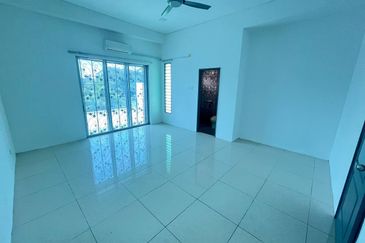 Perdana College Heights