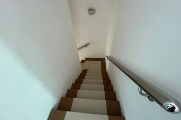 Perdana College Heights