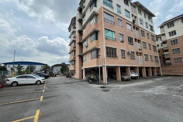 Laman Suria Apartment, Kajang Utama – Great Amenities & Low Floor!