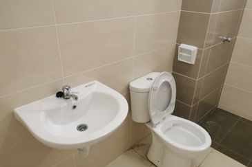 D'Cendana, Bandar Tasik Kesuma, Semenyih - Corner 2-Storey Terrace for Sale 