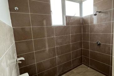 D'Cendana, Bandar Tasik Kesuma, Semenyih - Corner 2-Storey Terrace for Sale 