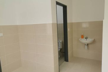 D'Cendana, Bandar Tasik Kesuma, Semenyih - Corner 2-Storey Terrace for Sale 