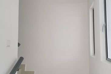 D'Cendana, Bandar Tasik Kesuma, Semenyih - Corner 2-Storey Terrace for Sale 