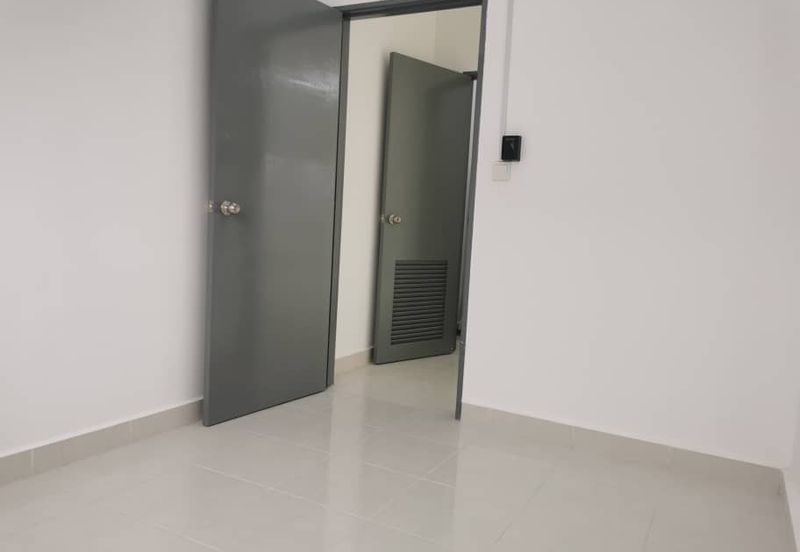 D'Cendana, Bandar Tasik Kesuma, Semenyih - Corner 2-Storey Terrace for Sale 