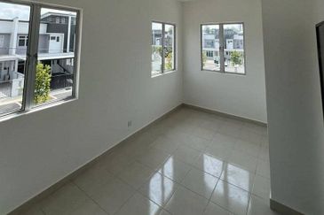 D'Cendana, Bandar Tasik Kesuma, Semenyih - Corner 2-Storey Terrace for Sale 