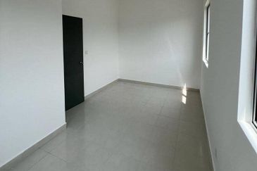 D'Cendana, Bandar Tasik Kesuma, Semenyih - Corner 2-Storey Terrace for Sale 