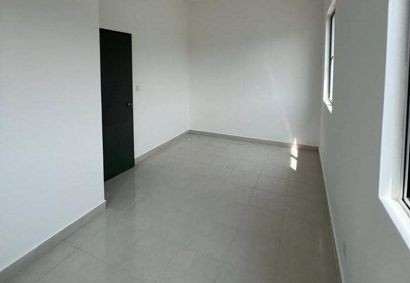 D'Cendana, Bandar Tasik Kesuma, Semenyih - Corner 2-Storey Terrace for Sale 