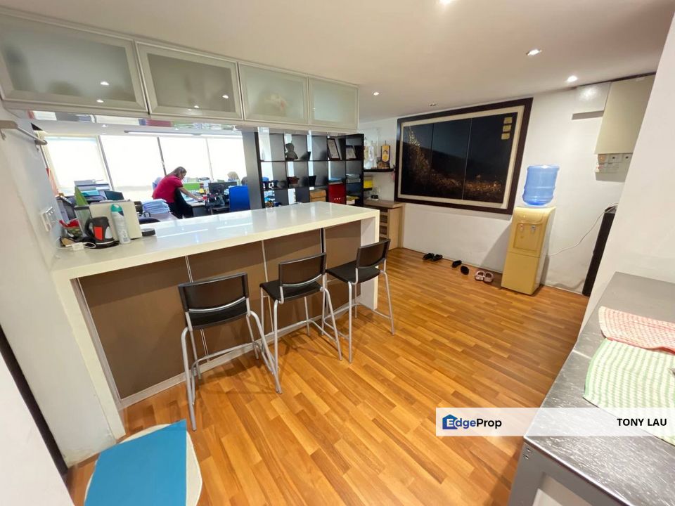 Freehold Renovated and Fully Furnished SOHO Empire Subang SOHO (One Soho), Subang Jaya, Selangor, Subang Jaya