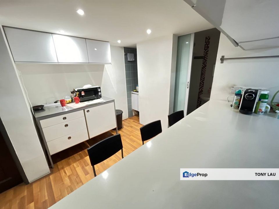 Freehold Renovated and Fully Furnished SOHO Empire Subang SOHO (One Soho), Subang Jaya, Selangor, Subang Jaya