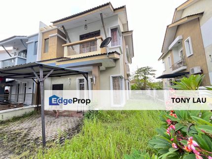 Spacious Semi-D with Extra Backyard Space at Taman Aman Perdana, Klang, Selangor, Klang