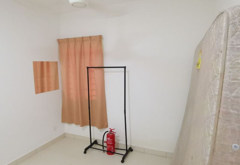 De Bayu Apartment @ Setia Alam