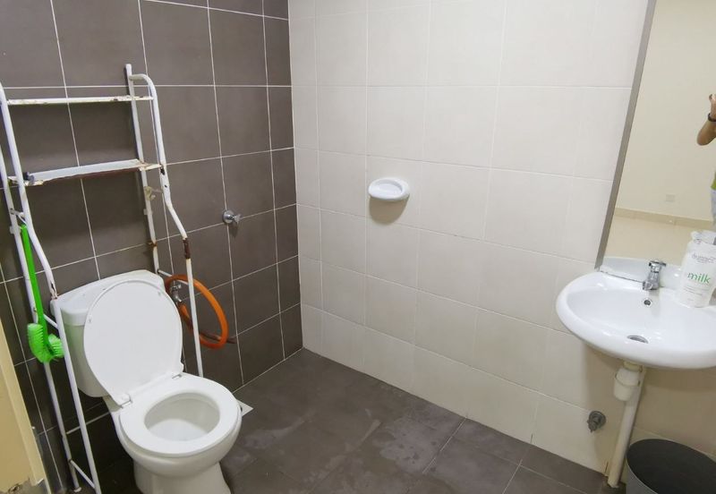 De Bayu Apartment @ Setia Alam