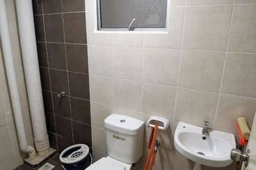 De Bayu Apartment @ Setia Alam