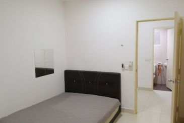 De Bayu Apartment @ Setia Alam