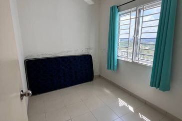 De Bayu Apartment @ Setia Alam