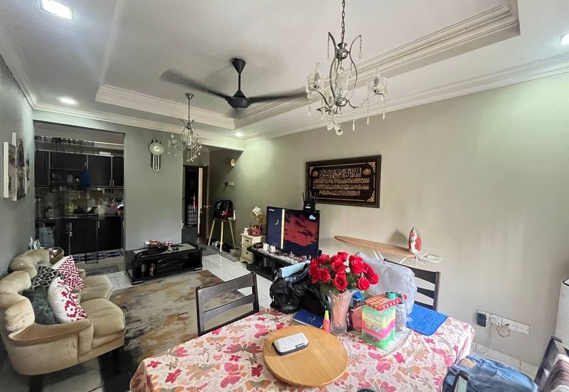 Sri Hijauan, Ukay Perdana