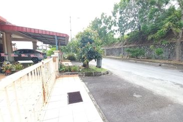 Taman Harmonium Utama