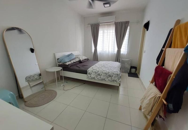 De Bayu Apartment @ Setia Alam