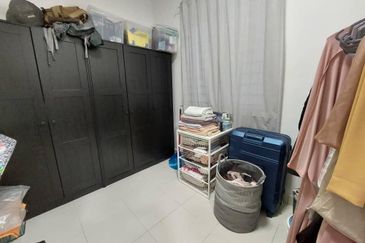 De Bayu Apartment @ Setia Alam