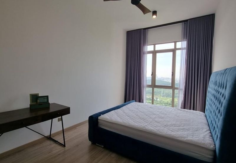 Par 3 Condo & Condo Villa