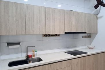 Par 3 Condo & Condo Villa