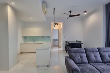 Par 3 Condo & Condo Villa