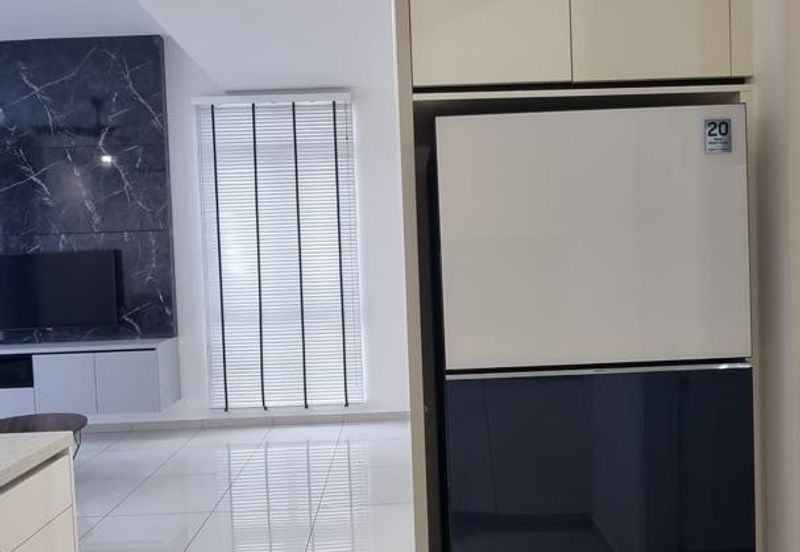 Par 3 Condo & Condo Villa