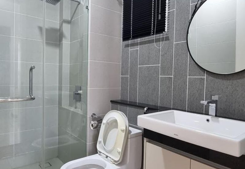 Par 3 Condo & Condo Villa