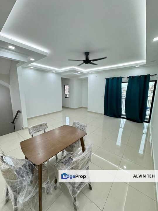 elegan , Selangor, Puchong