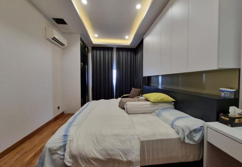 The Mansions @ Parkcity Heights