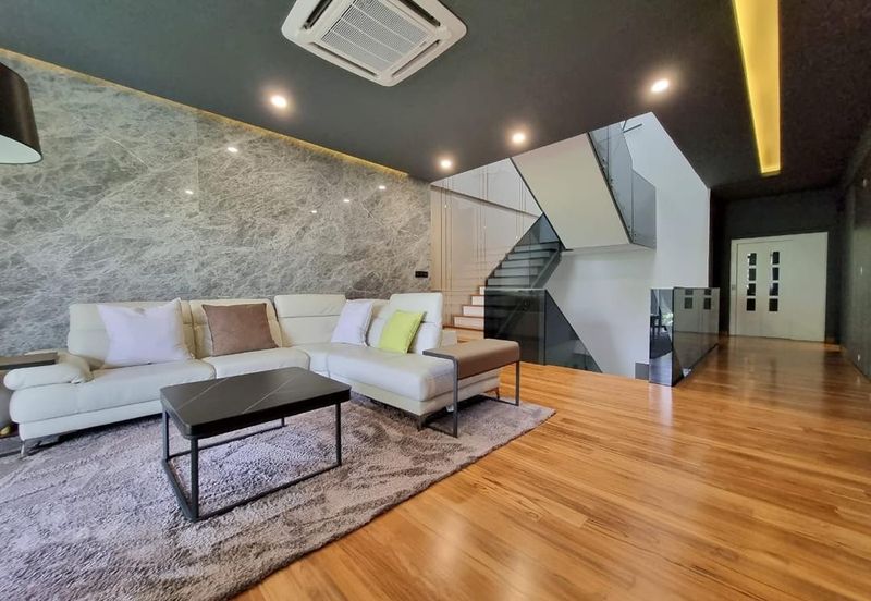 The Mansions @ Parkcity Heights