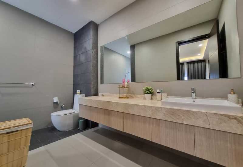 The Mansions @ Parkcity Heights