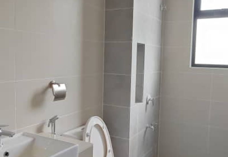 Legasi 2 , Bandar Kinrara