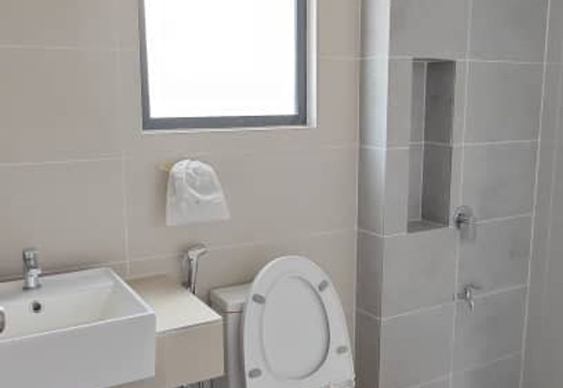 Legasi 2 , Bandar Kinrara