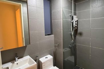 Petalz Residences (Residensi Rimbunan)