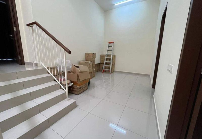 Scarlet @ Bandar Rimbayu