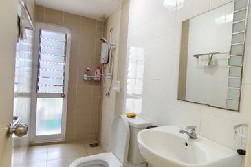 The Zest @ Kinrara 9