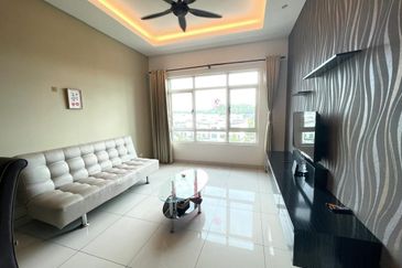 La Thea Residences @ 16 Sierra