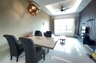 La Thea Residences @ 16 Sierra