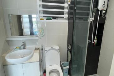 La Thea Residences @ 16 Sierra