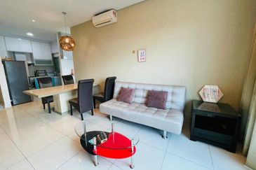 La Thea Residences @ 16 Sierra