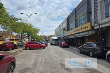 Taman Teluk Gedung Indah