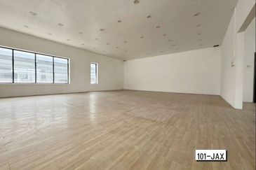 Gateway 16, Bandar Bukit Raja