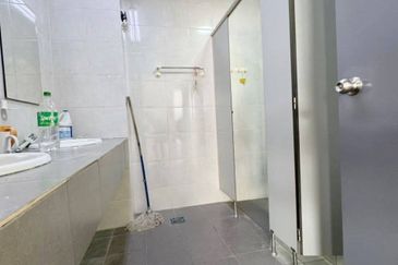 Gateway 16, Bandar Bukit Raja