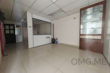 Bayu Tinggi Commercial Centre -Taipan