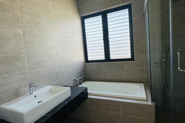 Dremien @ Eco Ardence