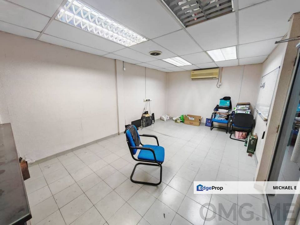 Taman Palm Grove Klang Double Storey Shoplot Facing Field Renovated With Partition Freehold, Selangor, Klang